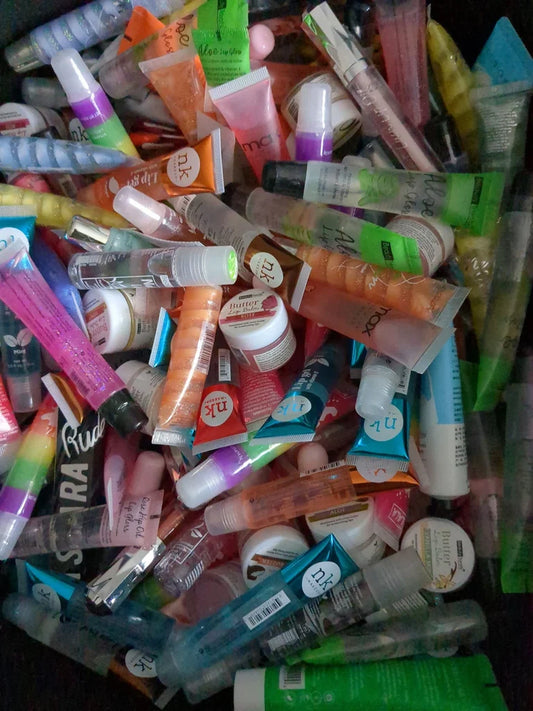 Mystery Lipgloss Scoop
